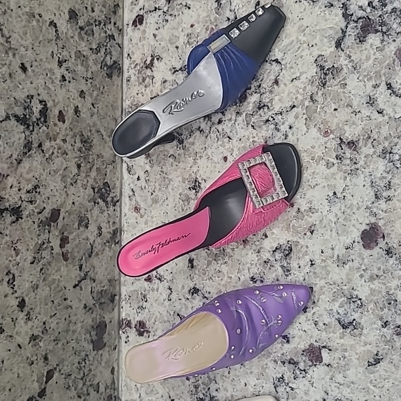 Just the Right Shoe Collection - Picture 2 of 10